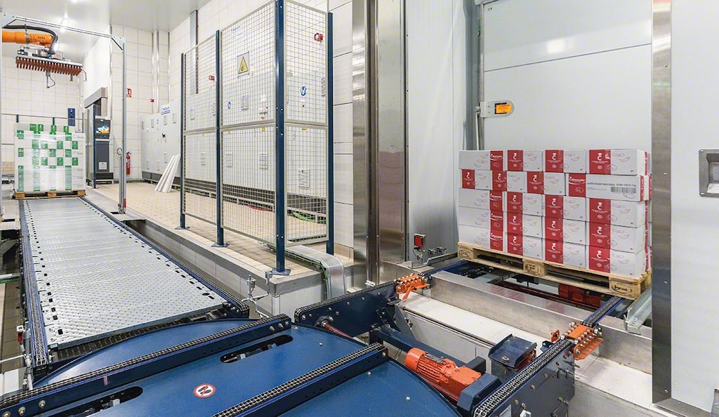 Las euroestibas son la plataforma de tablas idónea para operar en una bodega automatizada