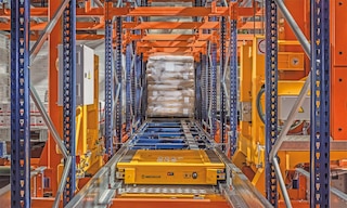 Las estanterías automatizadas facilitan un control del stock muy preciso