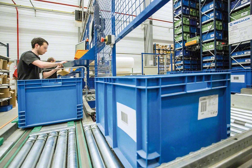 El SGA facilita el reetiquetaje de las devoluciones en e-commerce y les asigna nuevas ubicaciones El SGA facilita el reetiquetaje de las devoluciones en e-commerce y les asigna nuevas ubicaciones