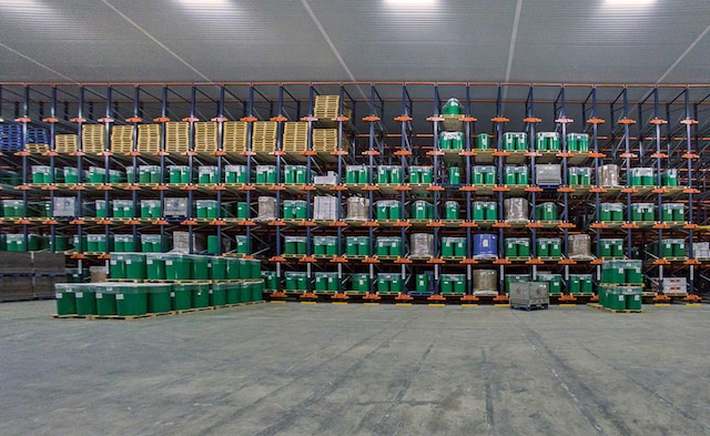 Bodega de congelados de Serfrial con estanterías compactas Pallet Shuttle