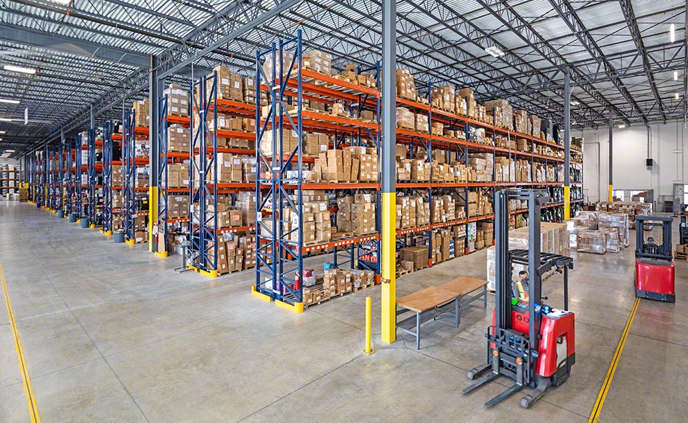 La bodega de Dufry en Miami equipado con racks de Interlake Mecalux