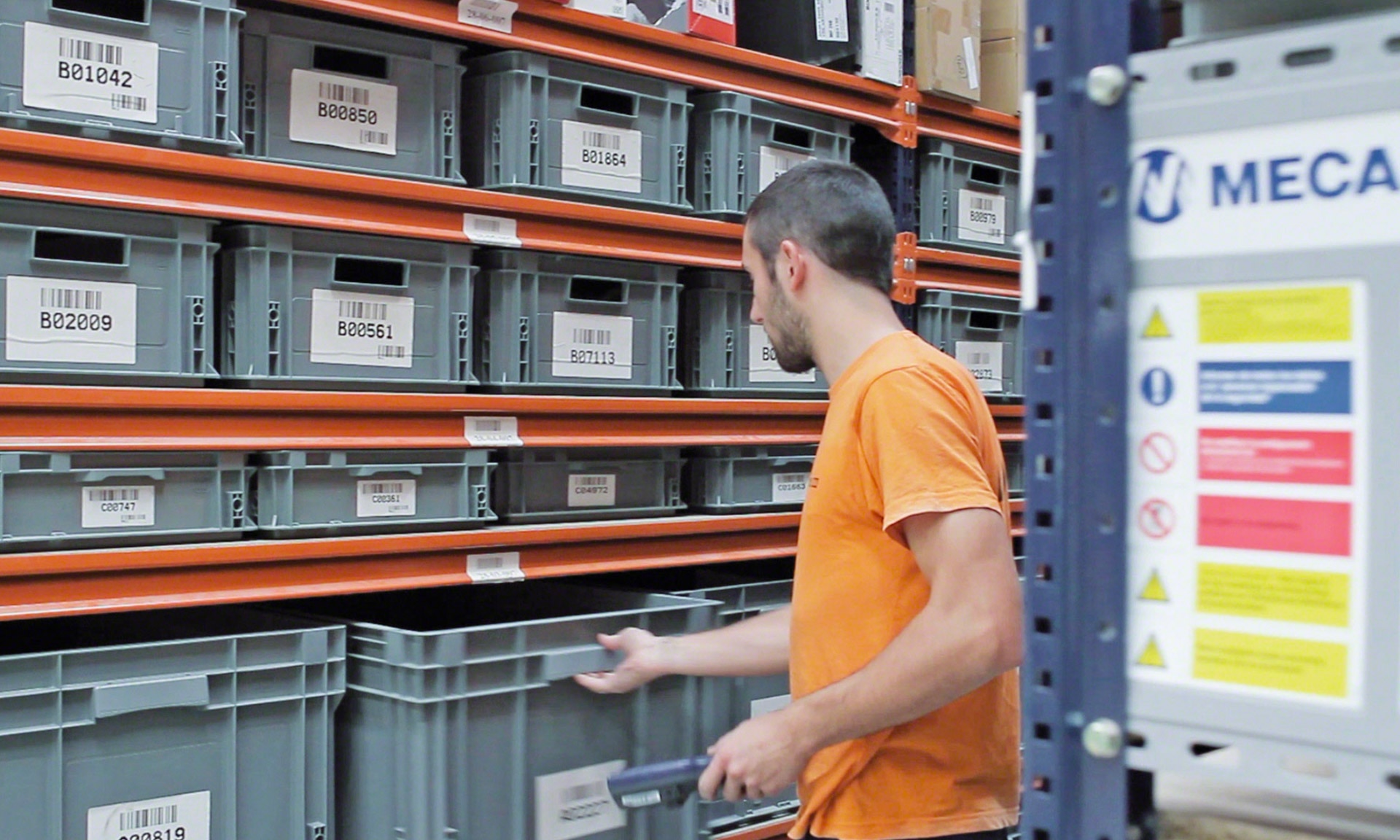 Cómo triunfar en el comercio online con la ayuda de las soluciones para e-commerce de Mecalux Cómo triunfar en el comercio online con la ayuda de las soluciones para e-commerce de Mecalux