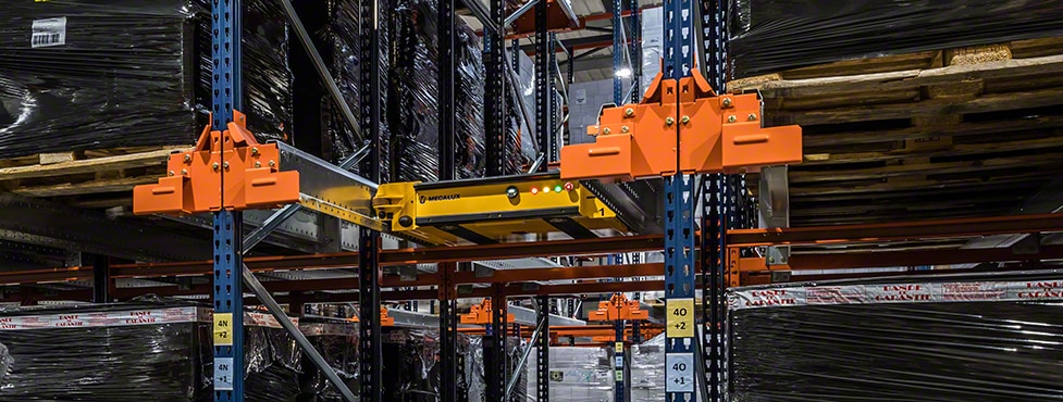 Sistema Pallet Shuttle en bodega de Vinaigrerie Générale en Francia