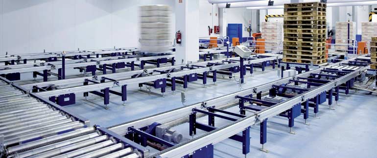 Almacén para empresa productora y distribuidora de pan precodido, bollería congelada y pastelería.