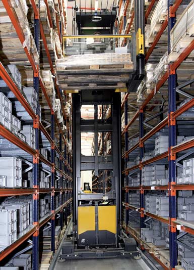 Bodega instalada para un fabricante de componentes electrónicos.