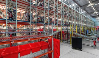 In ecommerce logistics management, the organization of the warehouse is fundamental