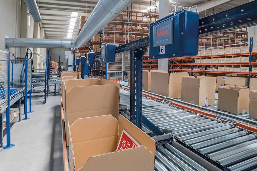 Conviene estandarizar el embalaje para acelerar el acondicionamiento de pedidos en el marco de las labores de picking en e-commerce Conviene estandarizar el embalaje para acelerar el acondicionamiento de pedidos en el marco de las labores de picking en e-commerce