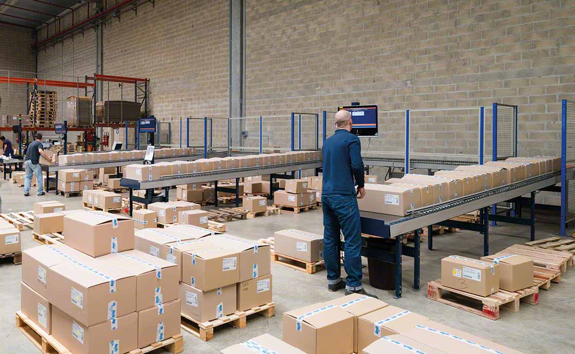 El uso racional del embalaje en logística permite ahorrar costos en el acondicionado de pedidos
