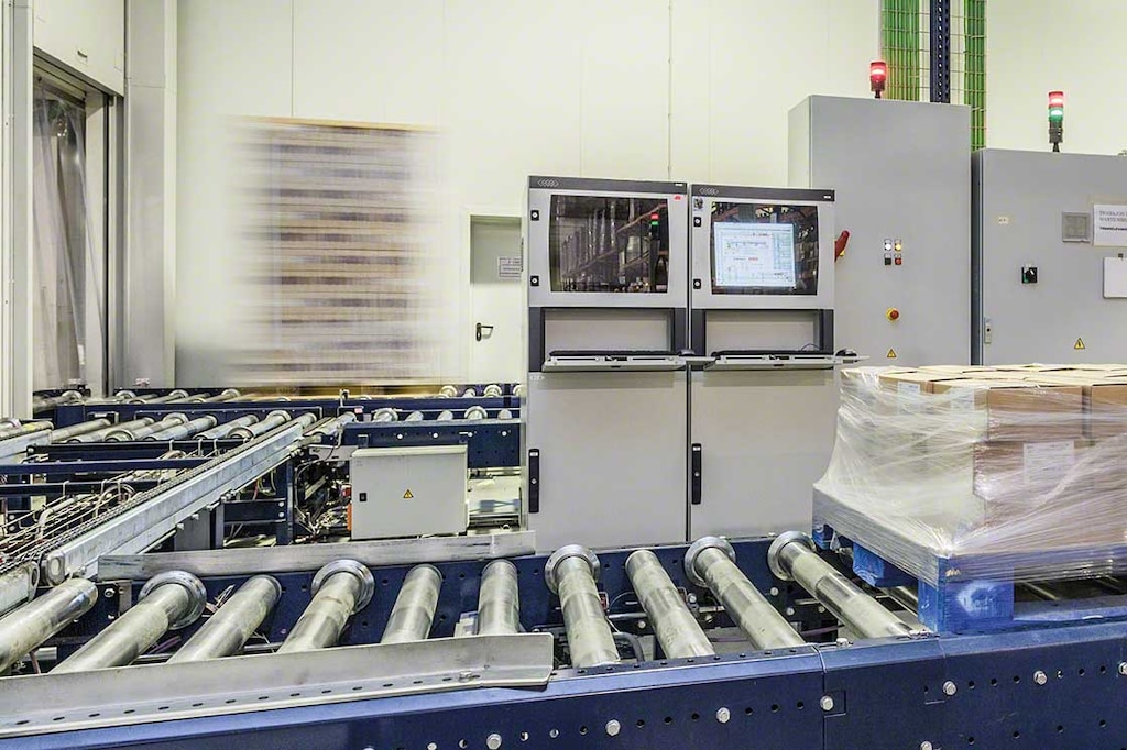 El SGA posibilita el control automático de entradas y salidas en el almacén El SGA posibilita el control automático de entradas y salidas en el almacén