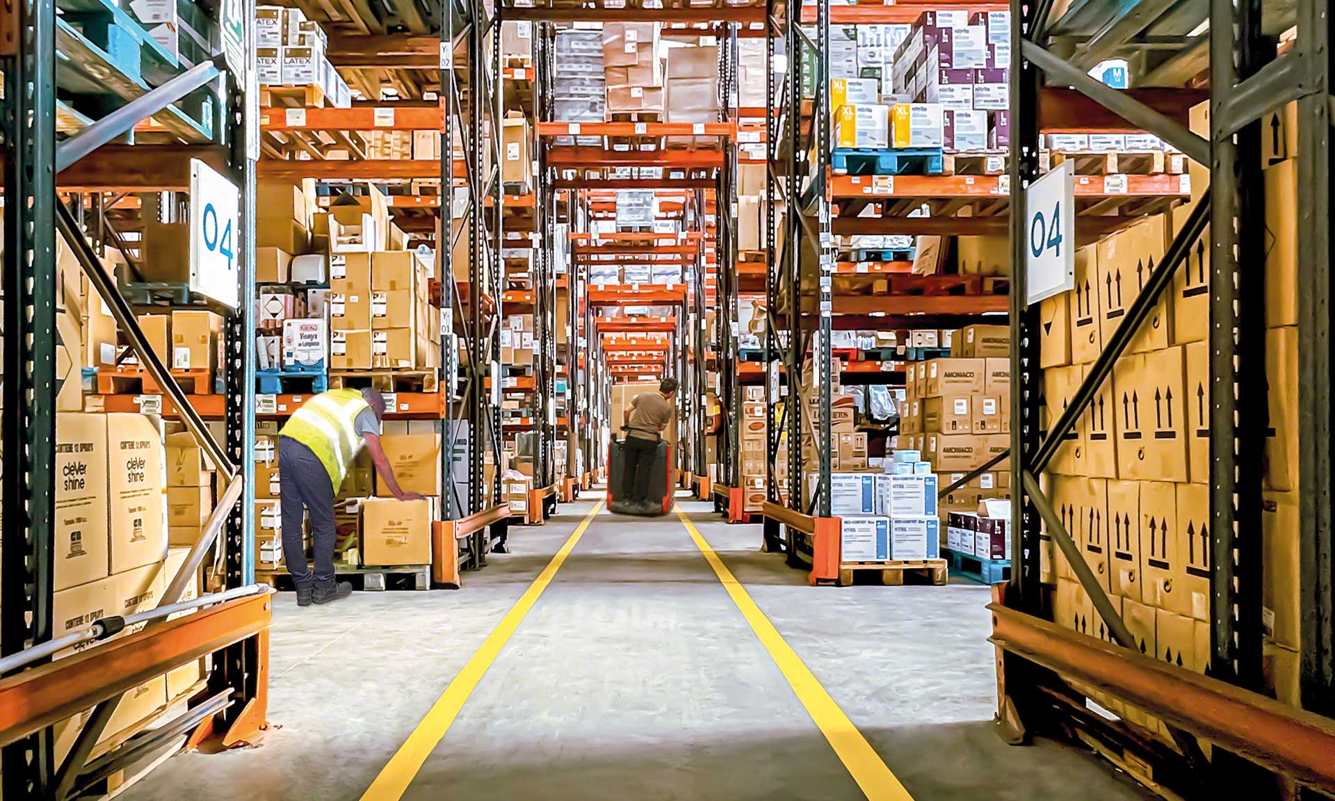 Pedrosa controla productos de higiene industrial con Easy WMS Pedrosa controla productos de higiene industrial con Easy WMS