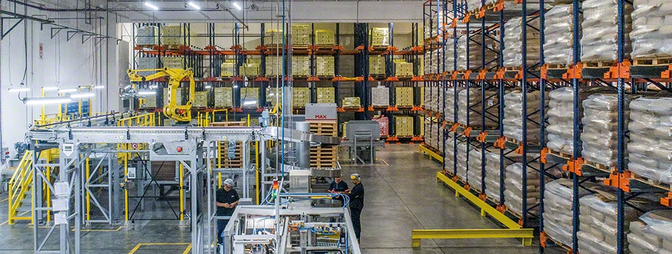 Nestlé pone en marcha una bodega en Argentina para la línea de leche en polvo Nestlé pone en marcha una bodega en Argentina para la línea de leche en polvo
