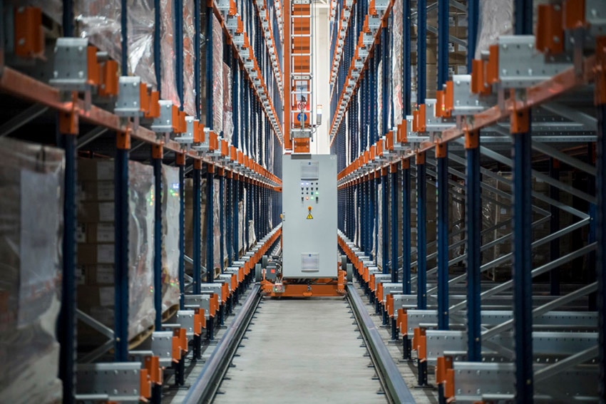 Finieco renueva su logística con la implantación de una nueva bodega automática Finieco renueva su logística con la implantación de una nueva bodega automática