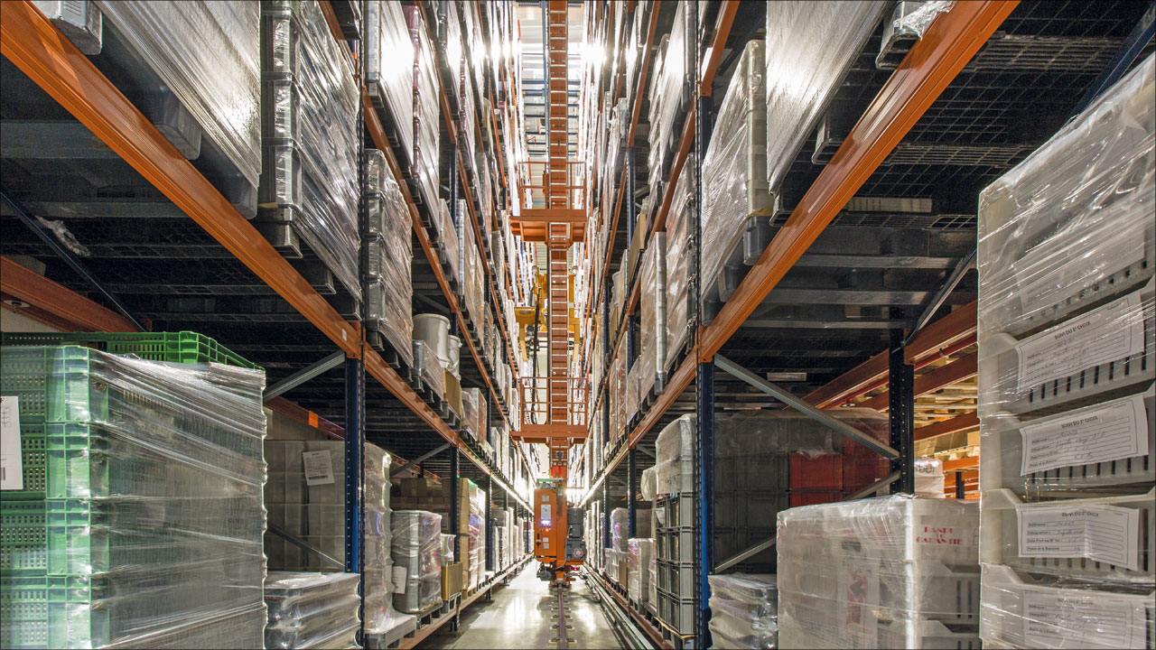 Bodegas frigoríficas y automatización: una alianza perfecta Bodegas frigoríficas y automatización: una alianza perfecta