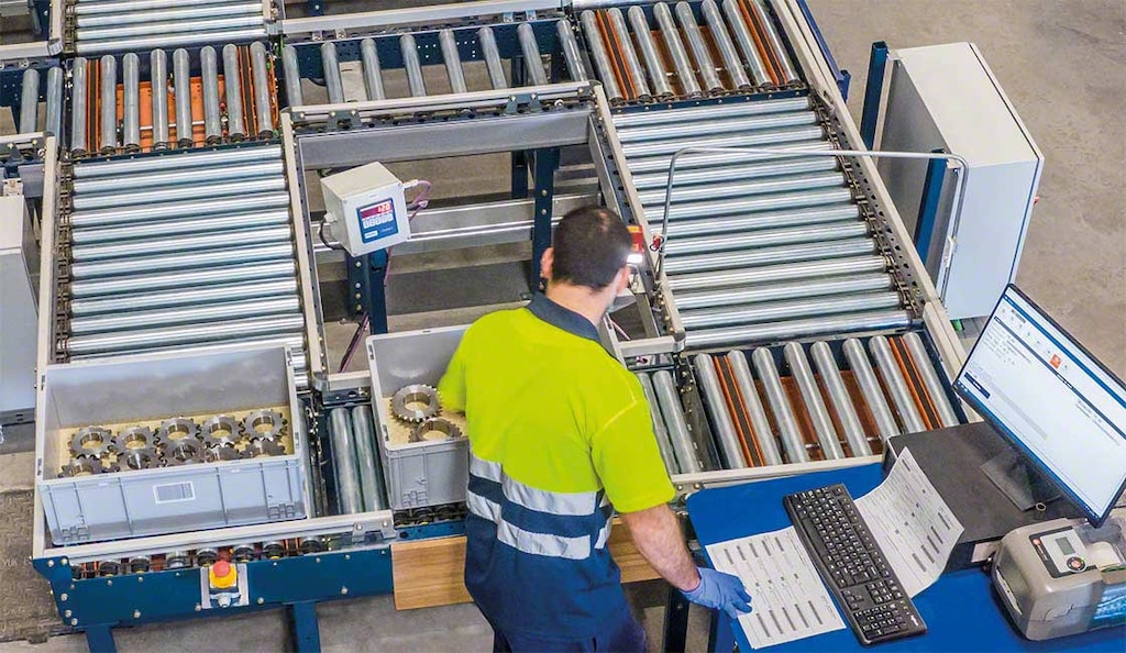 Es posible vincular las básculas industriales a los sistemas WMS para logística de almacenes