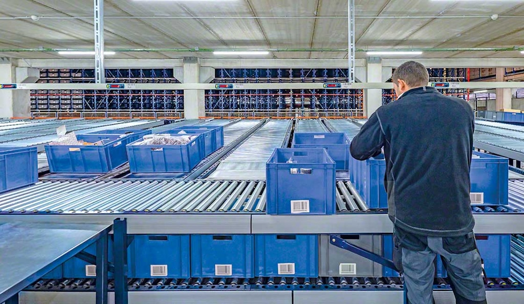 La ubicación de la zona de picking es primordial cuando se diseña la distribución de la bodega