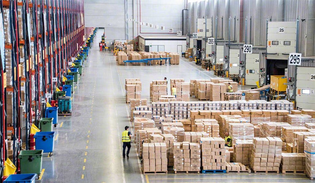La distribución capilar inicia con la recepción de productos en bodegas intermedias