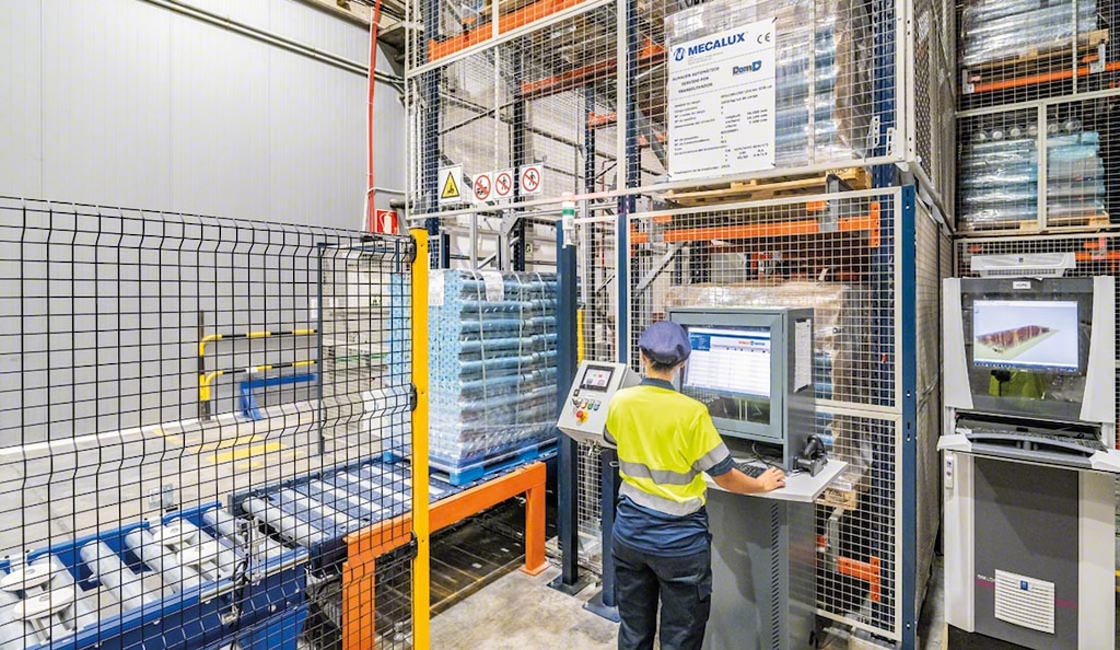 El putaway está estrechamente ligado a espacios como las bodegas o los centros de distribución