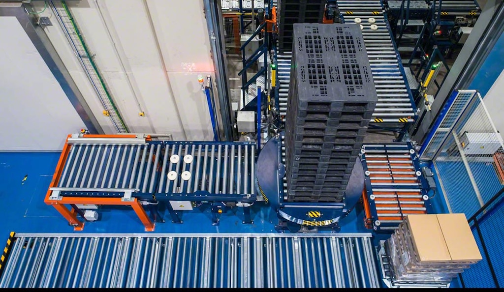 El plástico también puede convertirse en nuevas estibas, creando una alternativa ecológica