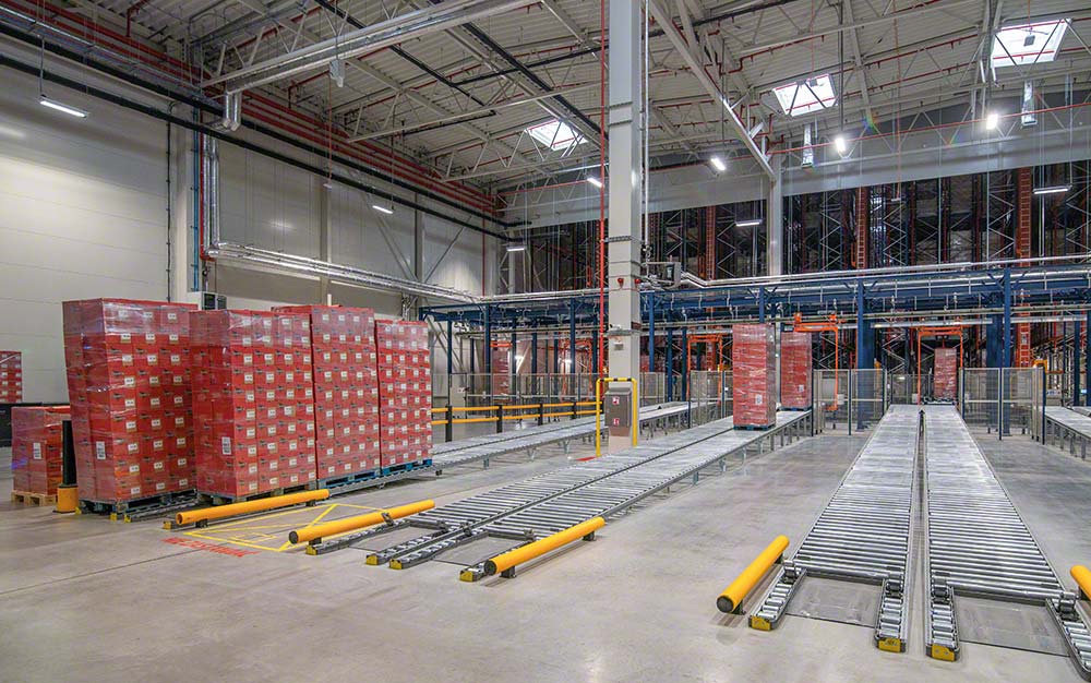 Easy WMS controla los movimientos de los transelevadores para estibas de PepsiCo