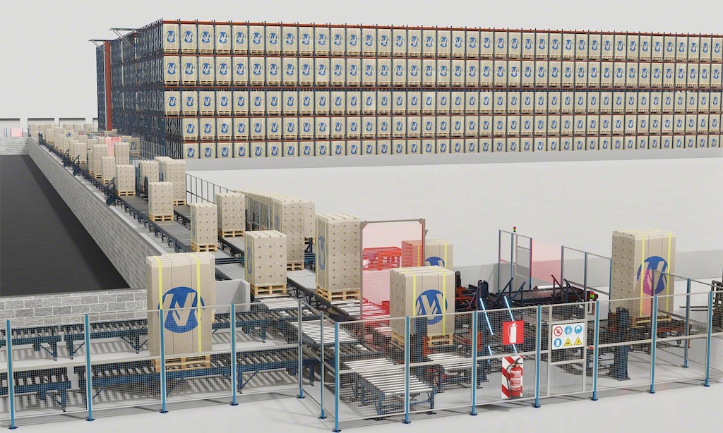 Bodega automatizada en la planta de fabricación de CEE Schisler Packaging Solutions en Thouars