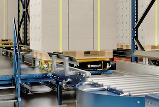 Un shuttle 3D recoge la estiba y comienza su recorrido