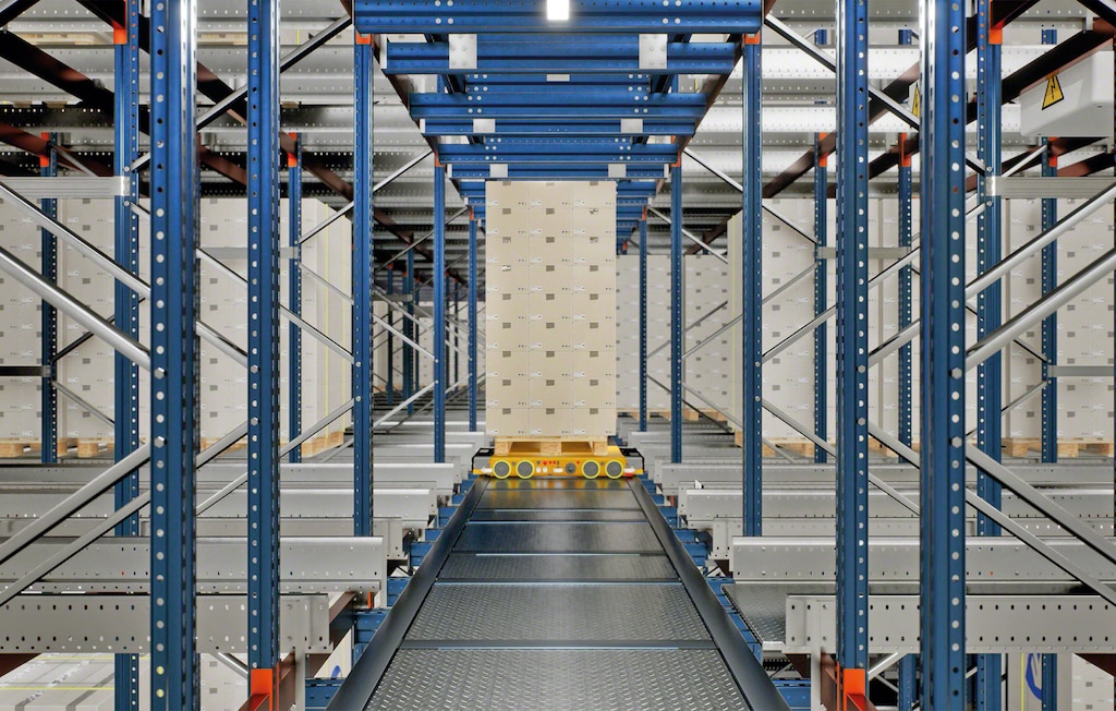 Pallet Shuttle Automático 3D Pallet Shuttle Automático 3D