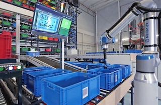 Los robots de picking toman artículos de una caja y los depositan en otra de forma totalmente autónoma Los robots de picking toman artículos de una caja y los depositan en otra de forma totalmente autónoma