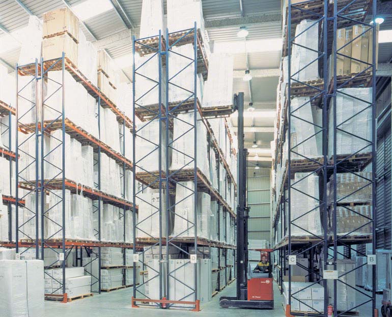 Almacén para operador logístico.